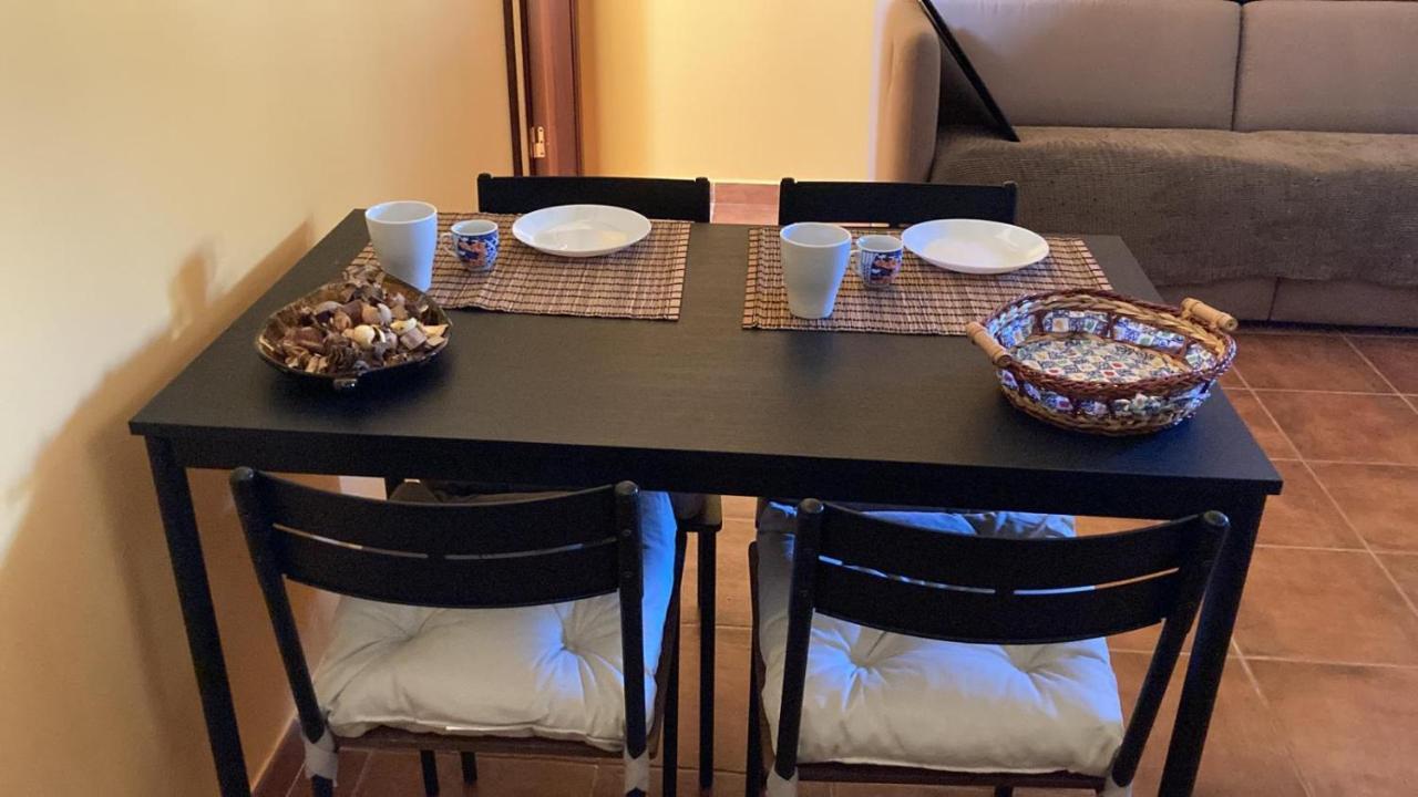 Case Vacanza E Camere In Villa Isabella Con Parcheggio Custodito E Wifi Gioia Del Colle Luaran gambar
