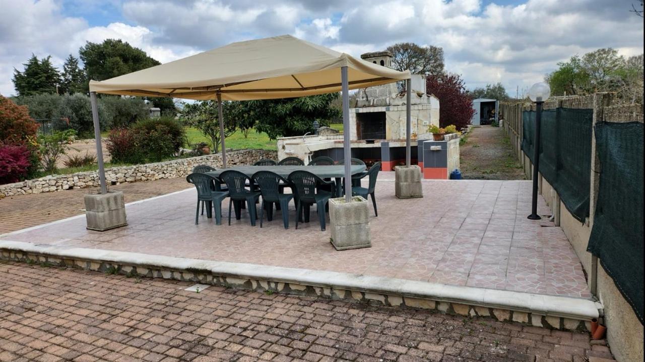 Case Vacanza E Camere In Villa Isabella Con Parcheggio Custodito E Wifi Gioia Del Colle Luaran gambar
