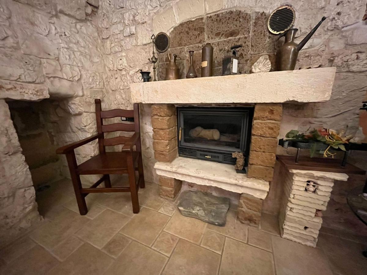 Case Vacanza E Camere In Villa Isabella Con Parcheggio Custodito E Wifi Gioia Del Colle Luaran gambar