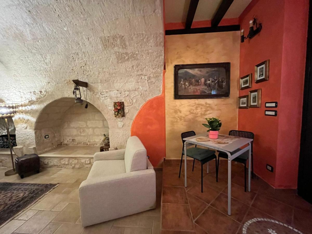 Case Vacanza E Camere In Villa Isabella Con Parcheggio Custodito E Wifi Gioia Del Colle Luaran gambar